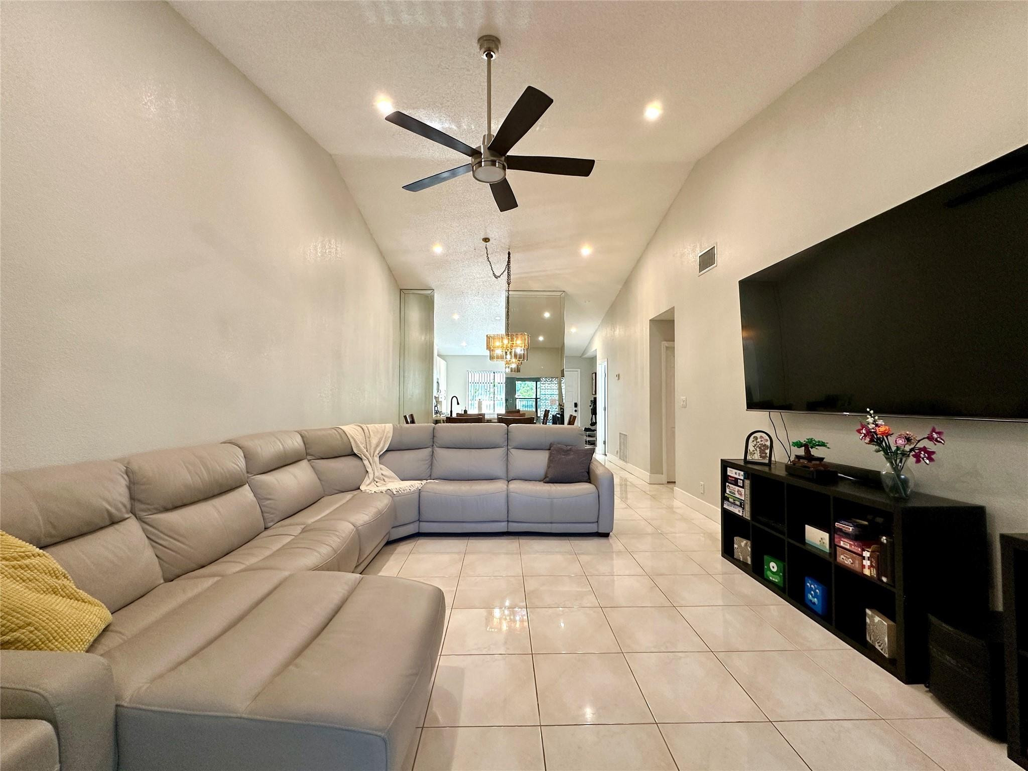 GINGER TREE - Residential