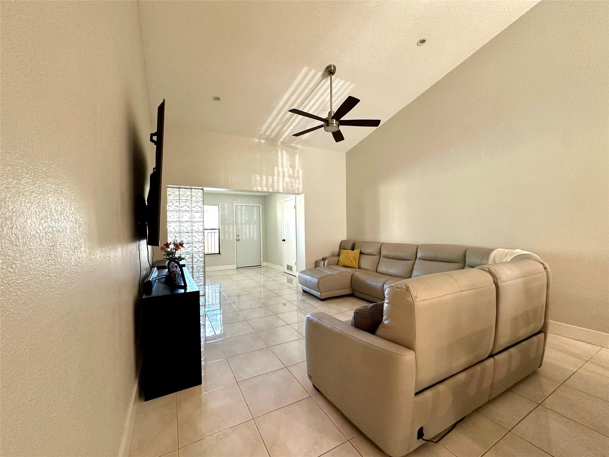 GINGER TREE - Residential