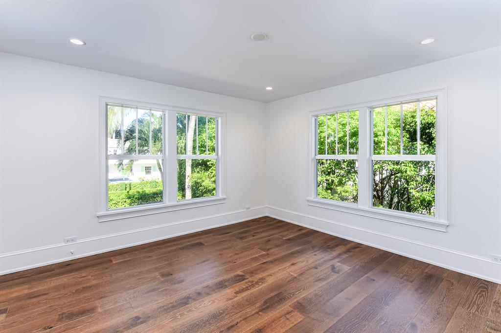 Tropic Isle - Residential