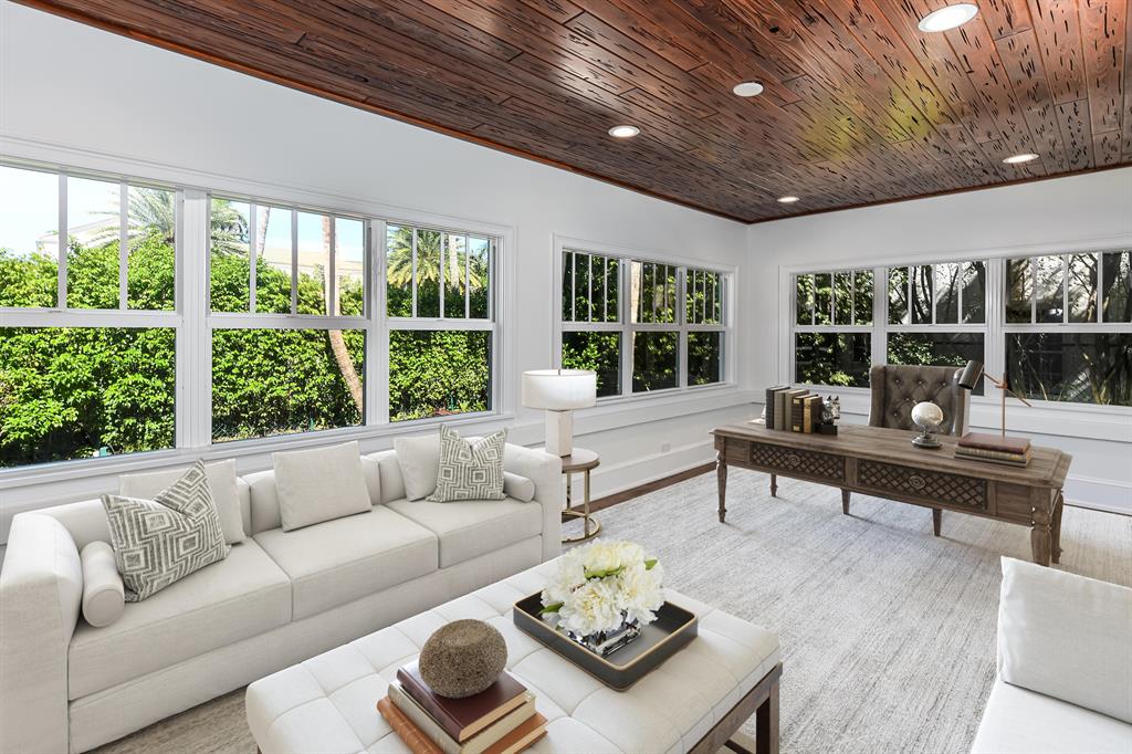 Tropic Isle - Residential