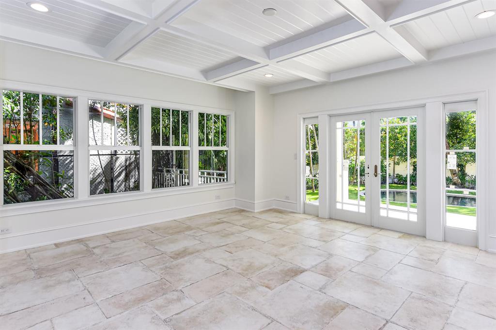 Tropic Isle - Residential