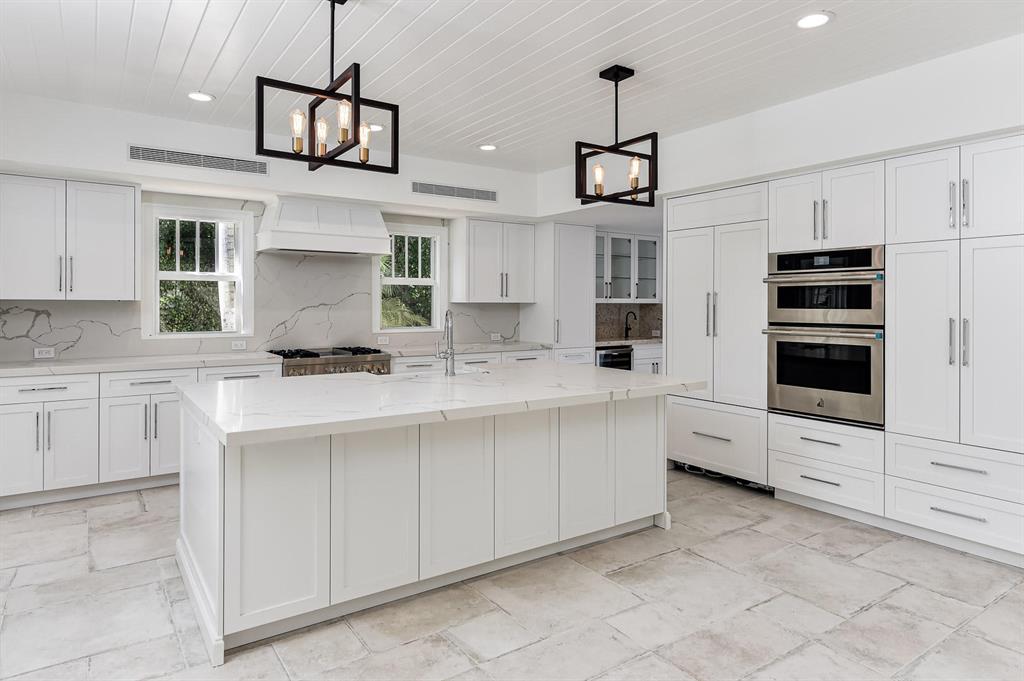 Tropic Isle - Residential