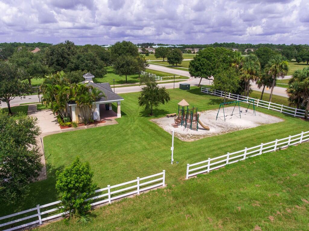 POINTE WEST EAST VILLAGE PHASE 2B - Residential