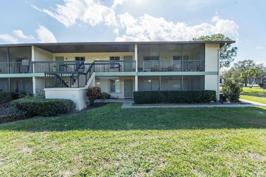 Photo of 6341 Chasewood Drive #D, Jupiter, FL 33458 (MLS # R11159231)
