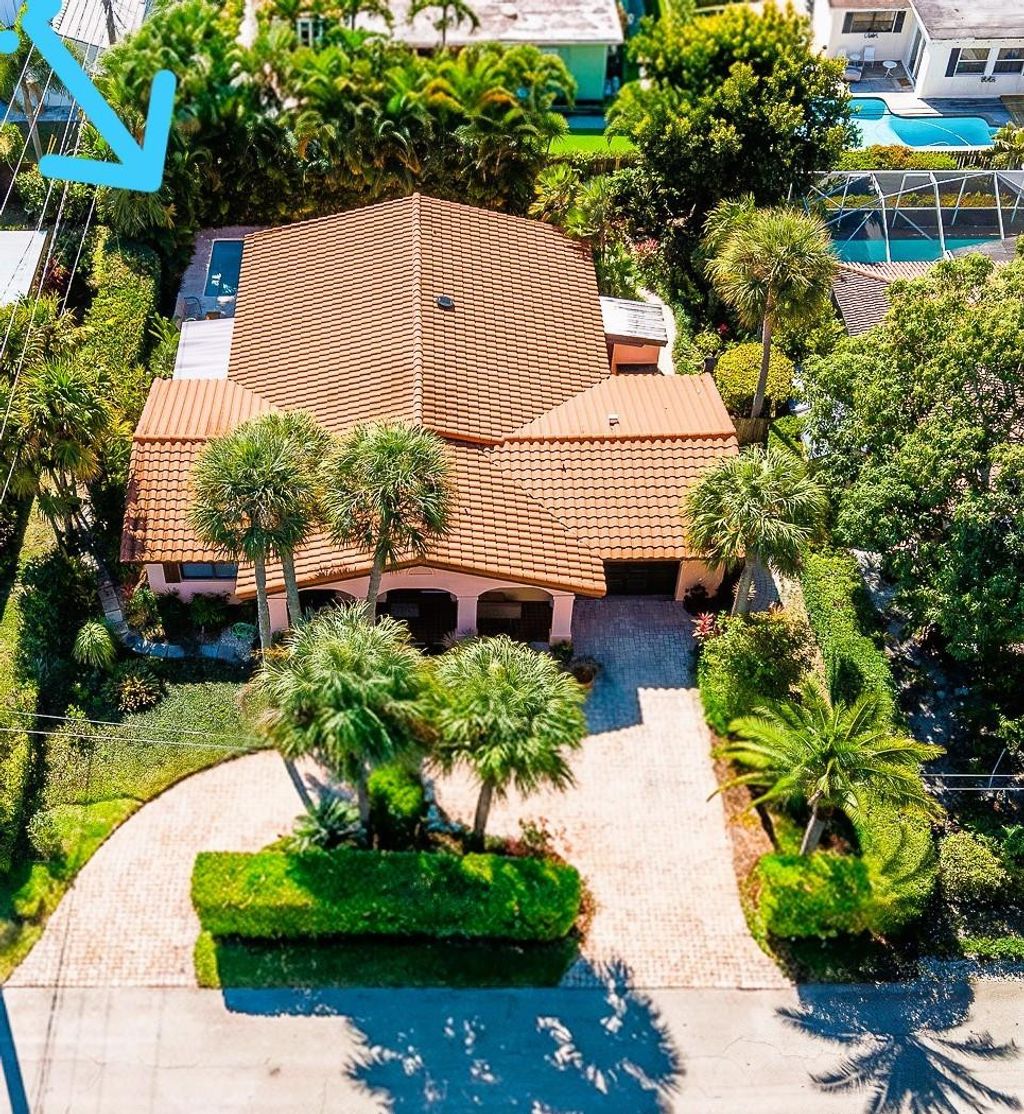 Photo of 708 NW 6th Drive, Boca Raton, FL 33486 (MLS # F10551208)