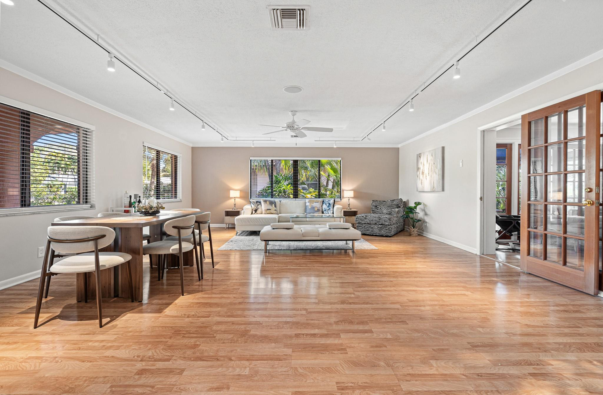 Tunison Palms/Old Floresta - Residential Lease