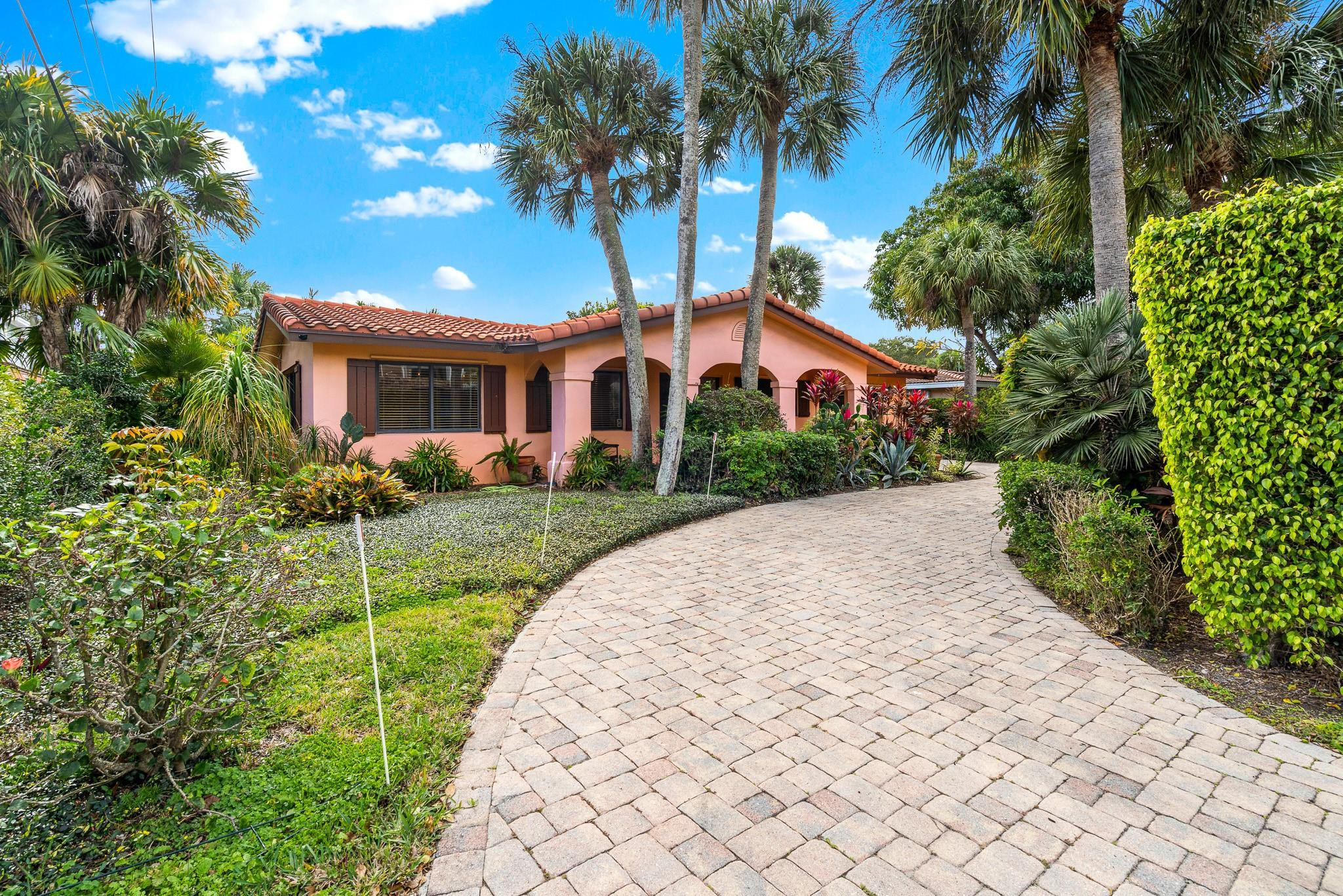 Tunison Palms/Old Floresta - Residential Lease