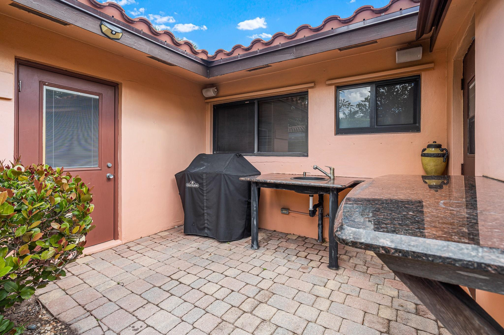 Tunison Palms/Old Floresta - Residential Lease