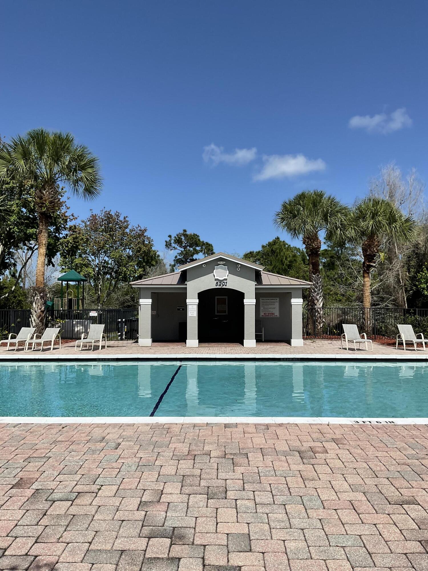 MARTINS CROSSING - Residential Lease