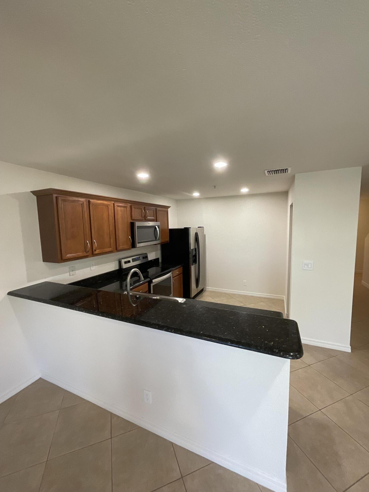 MARTINS CROSSING - Residential Lease