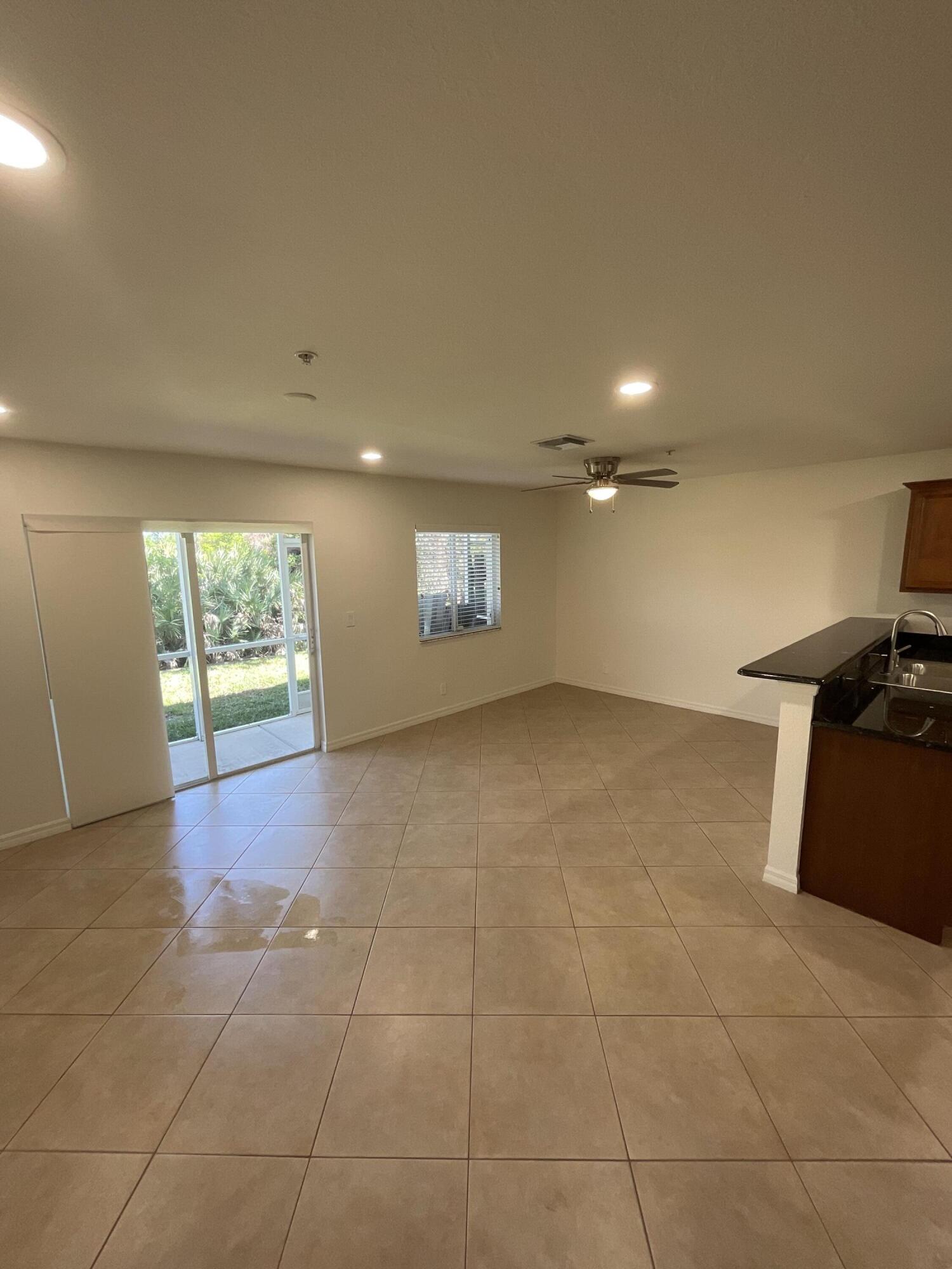 MARTINS CROSSING - Residential Lease