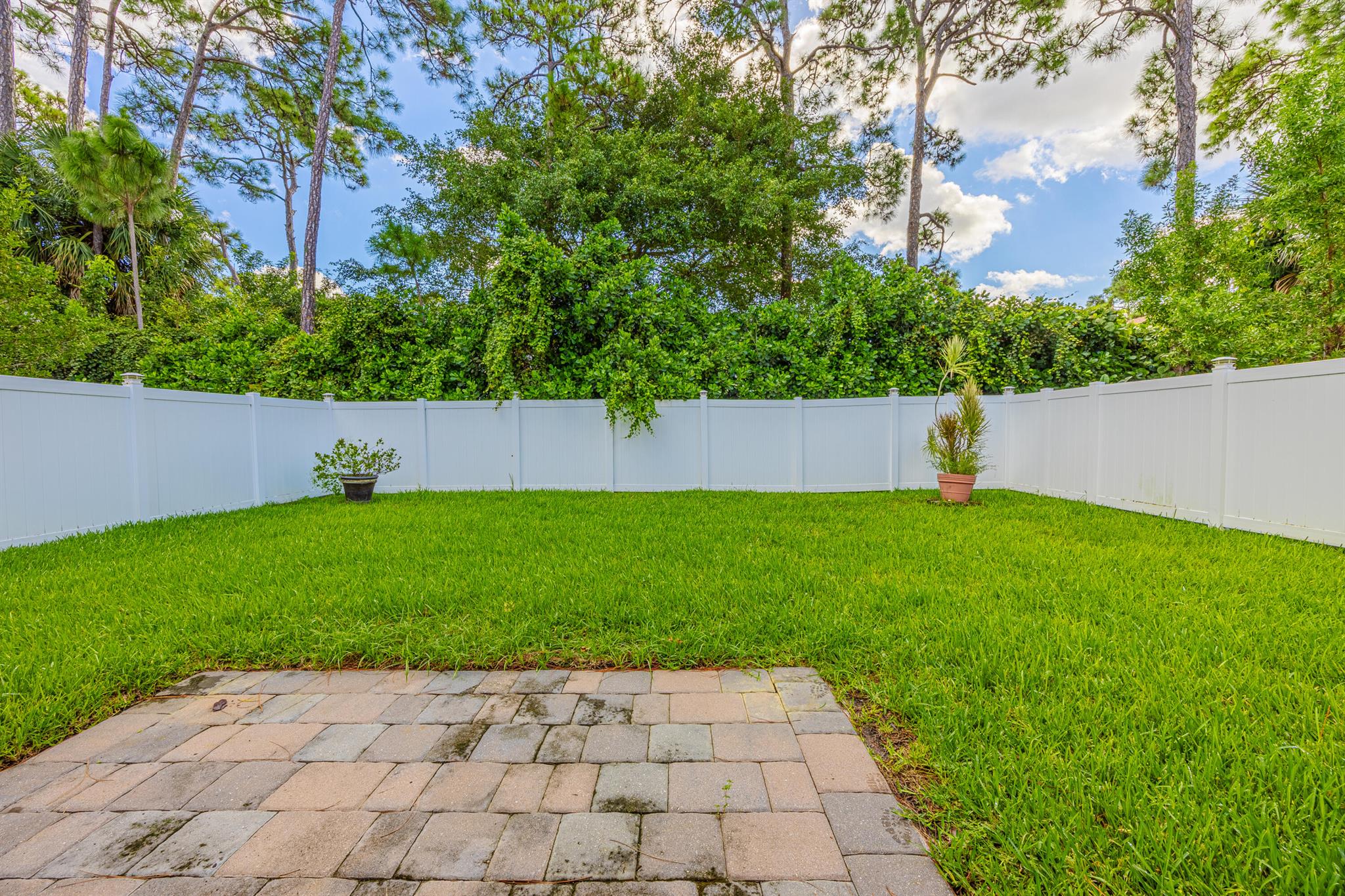 JAXON PARK - Residential Lease