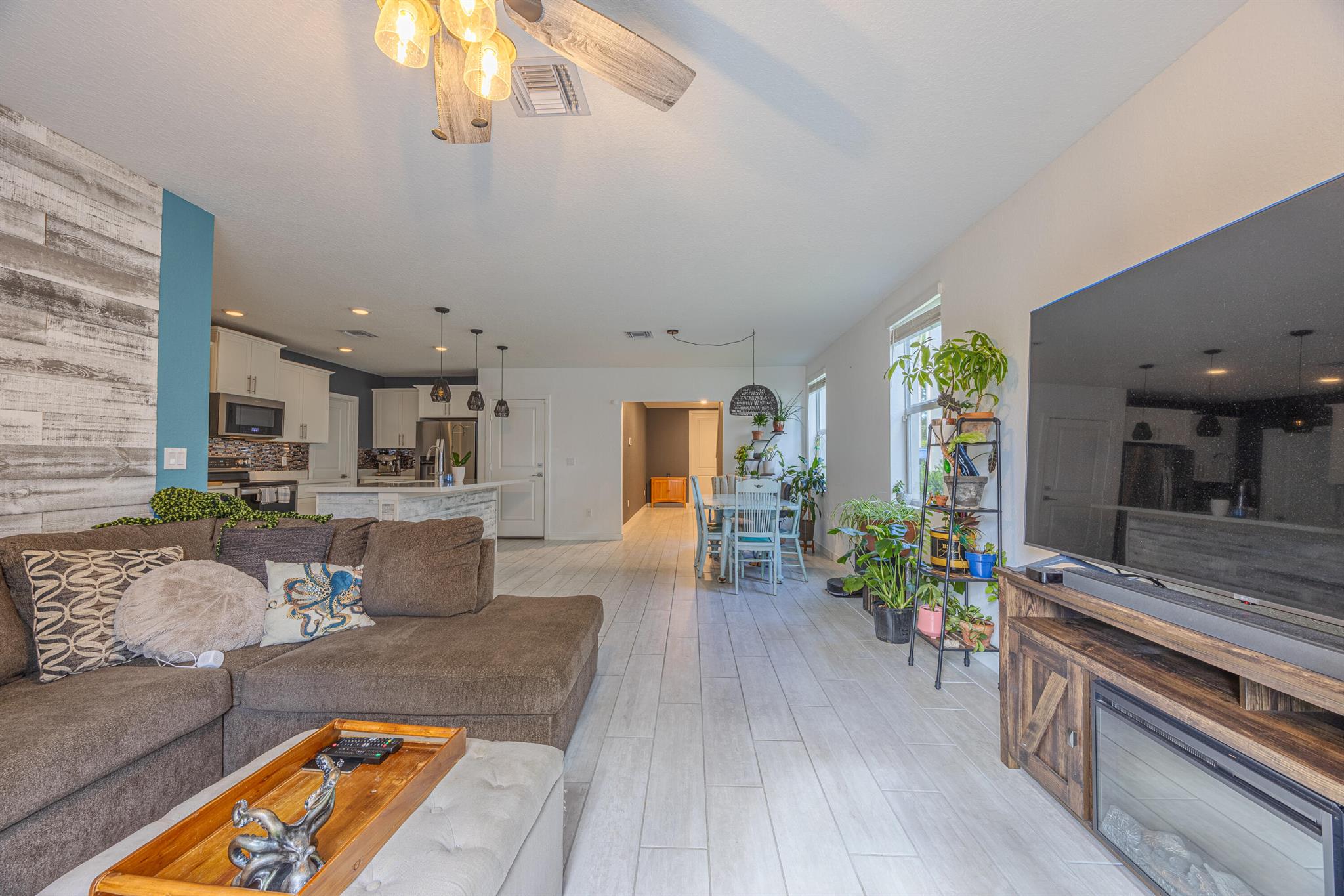 JAXON PARK - Residential Lease