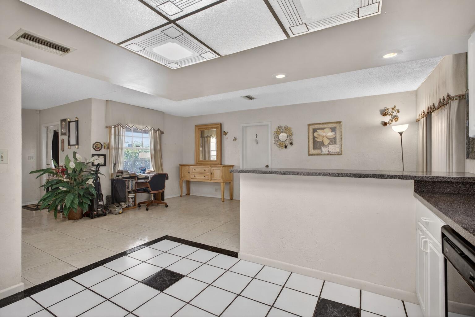 CARVER HEIGHTS - Residential