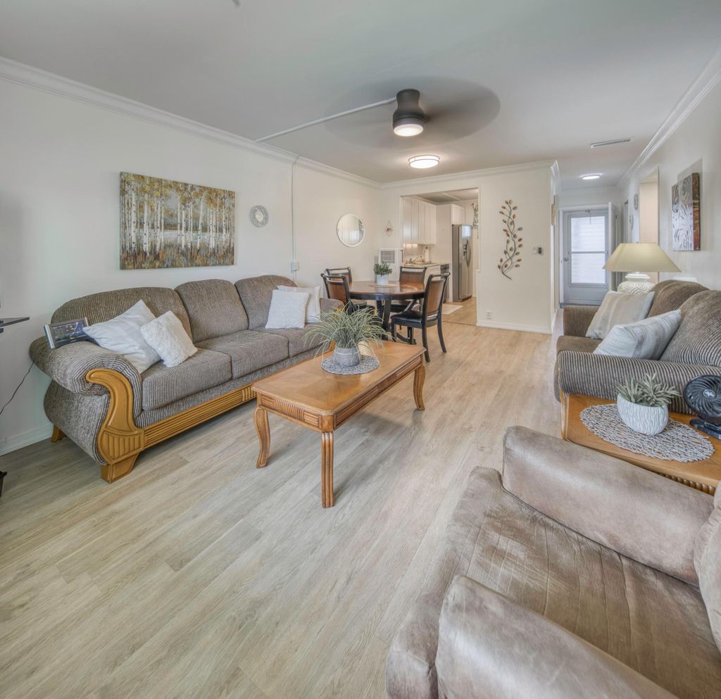 Photo of 2566 Garden Drive S, Lake Worth Beach, FL 33461 (MLS # B26001234)