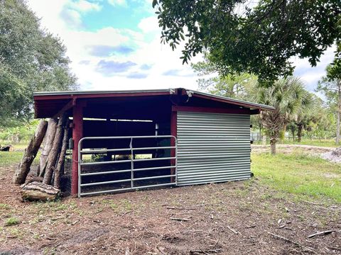 527 Hunting Club Avenue Tract 544 Clewiston FL 33440