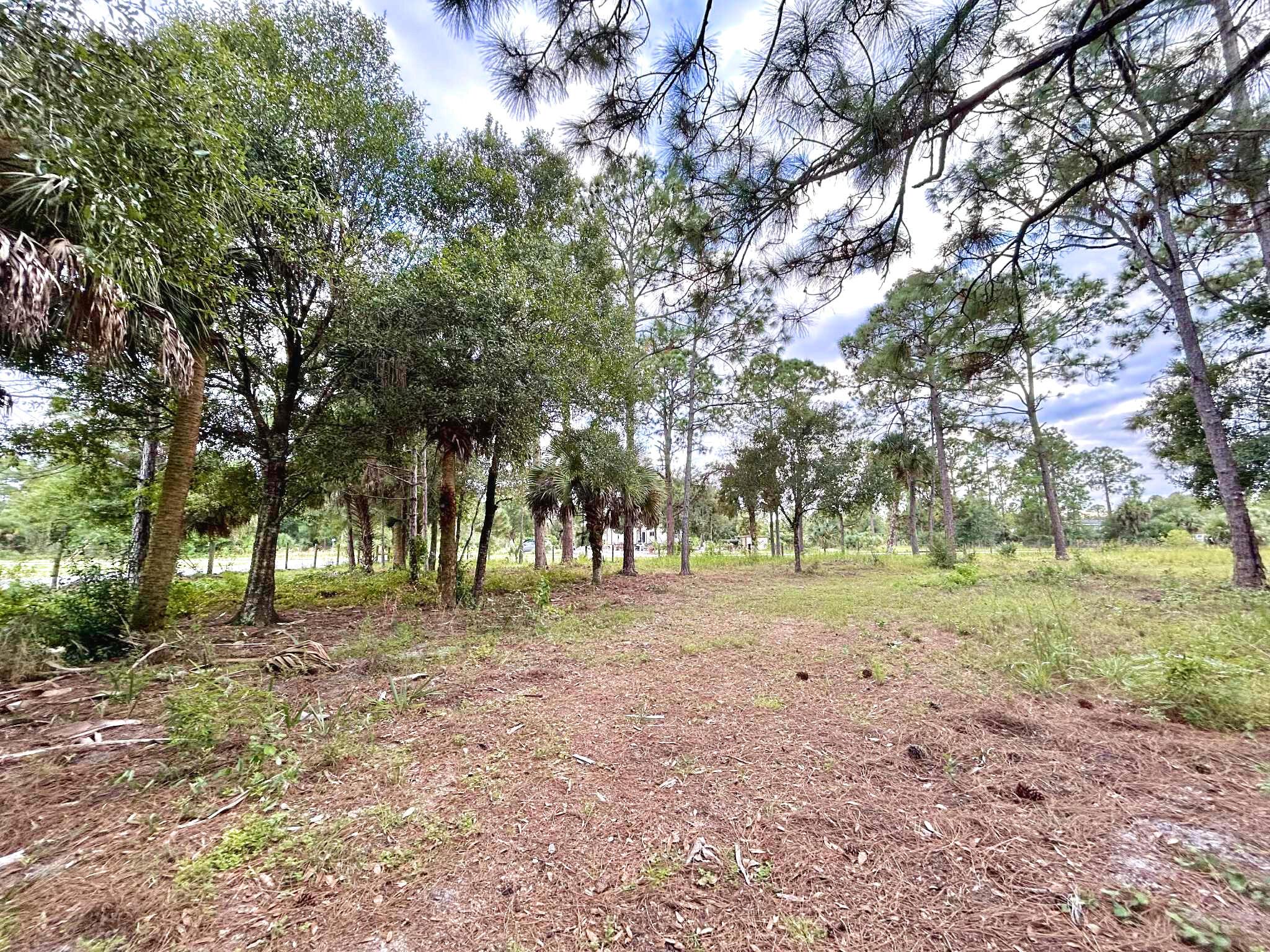 527 Hunting Club Avenue Tract 554