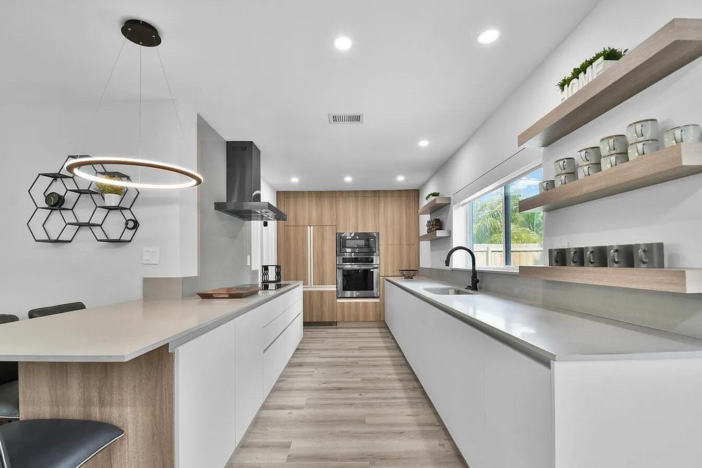 Photo of 803 BLUEBIRD Drive, Delray Beach, FL 33444 (MLS # B26063658)