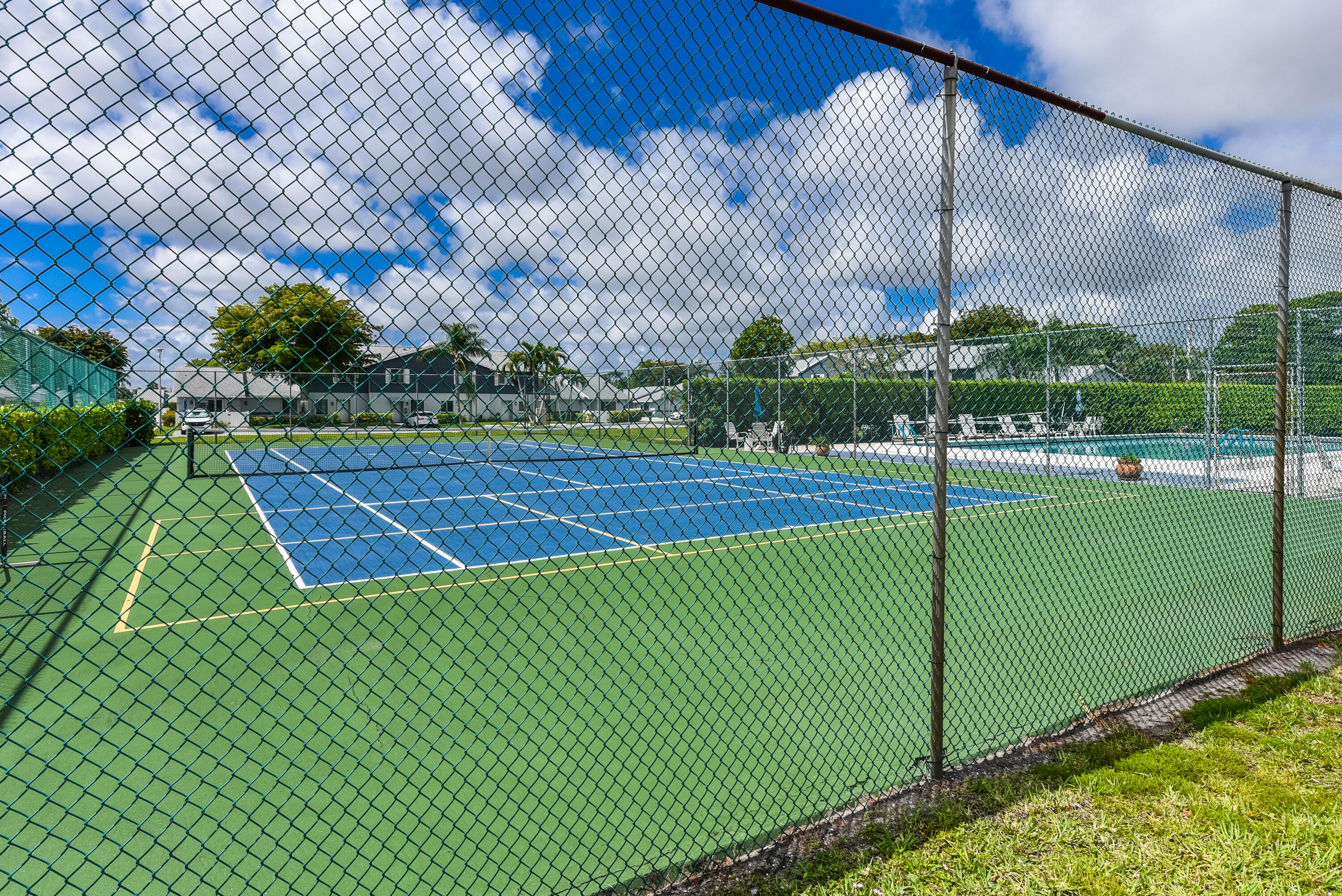 ARBOURS OF THE PALM BEACHES CONDO - Residential