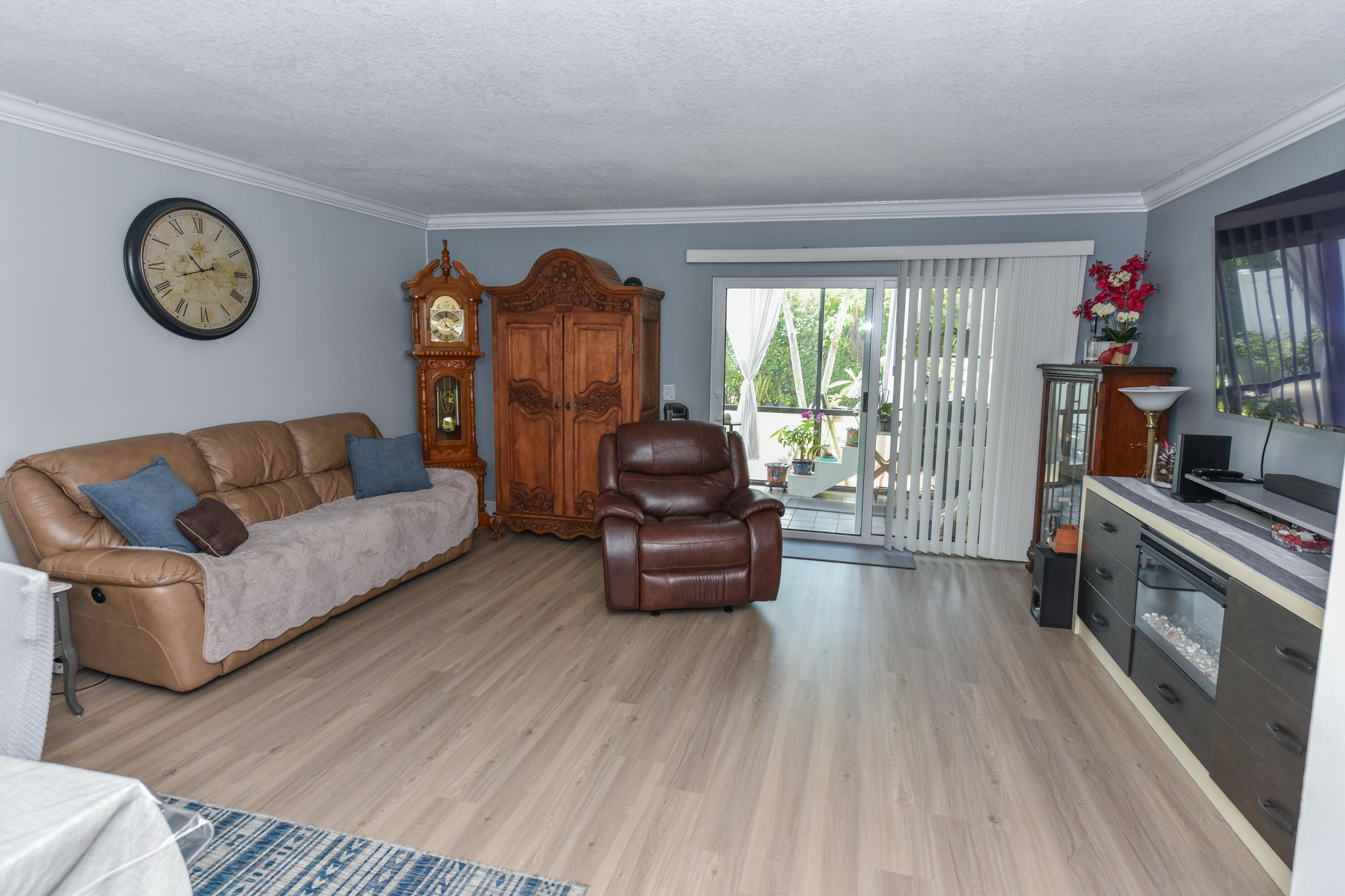 ARBOURS OF THE PALM BEACHES CONDO - Residential