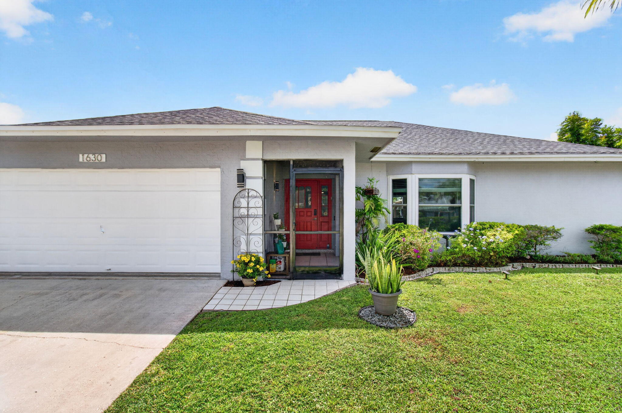 1630 Tamarack Way