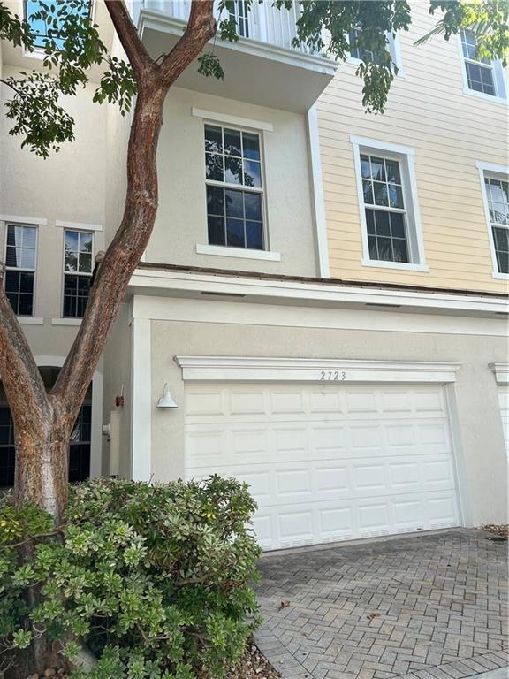 Highland Estates 15-65 B - Residential Lease