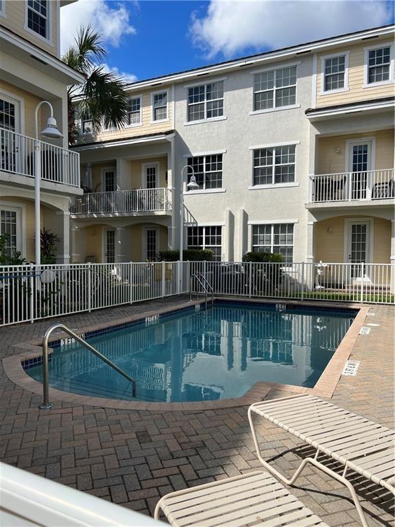 Highland Estates 15-65 B - Residential Lease