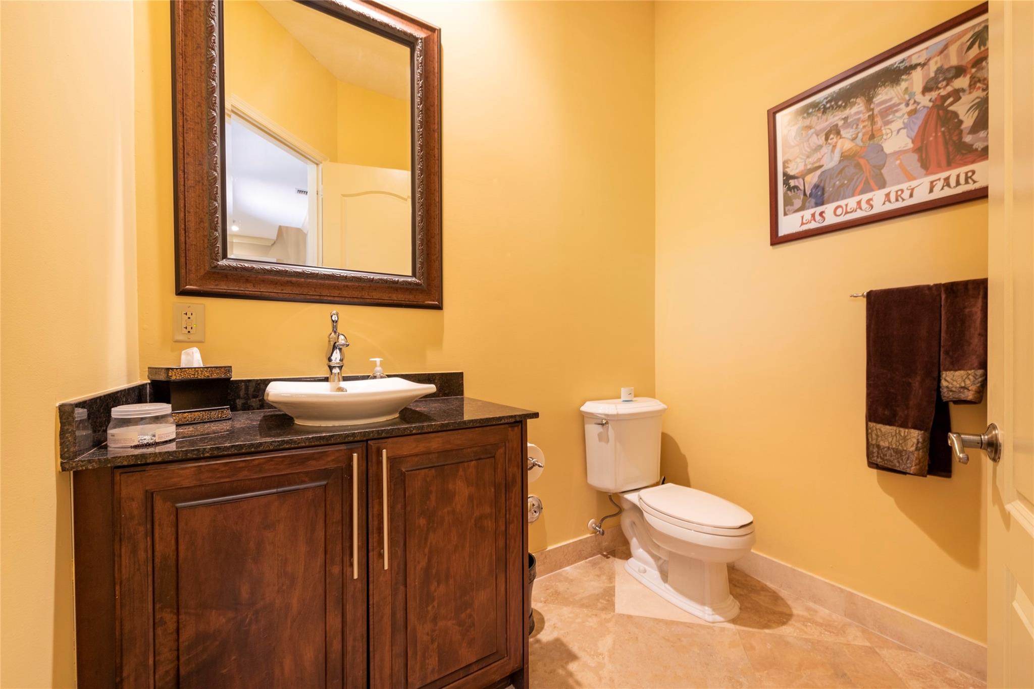 Middle River Plaza - Residential