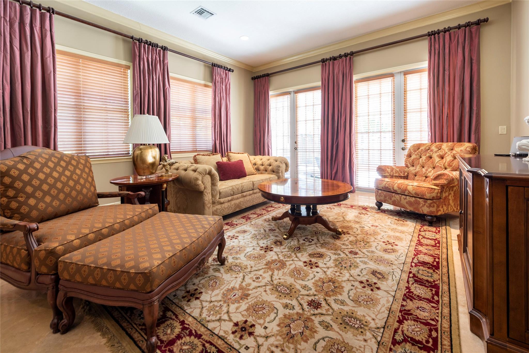 Middle River Plaza - Residential