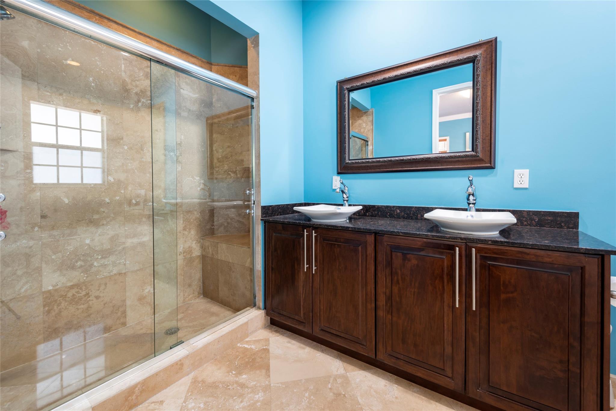 Middle River Plaza - Residential