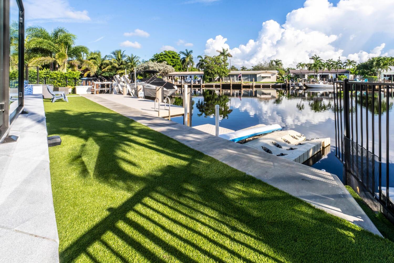 Coral Key Harbor 57-22 B - Residential