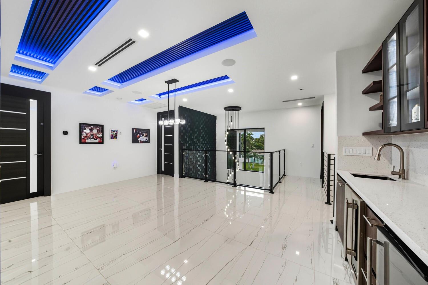 Coral Key Harbor 57-22 B - Residential