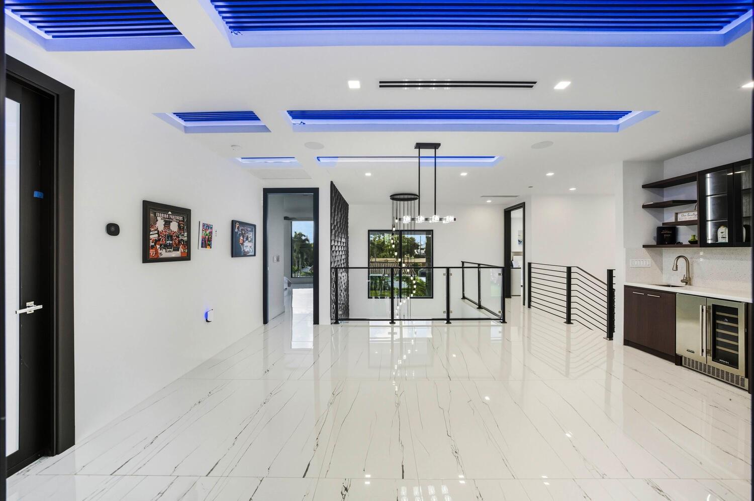 Coral Key Harbor 57-22 B - Residential