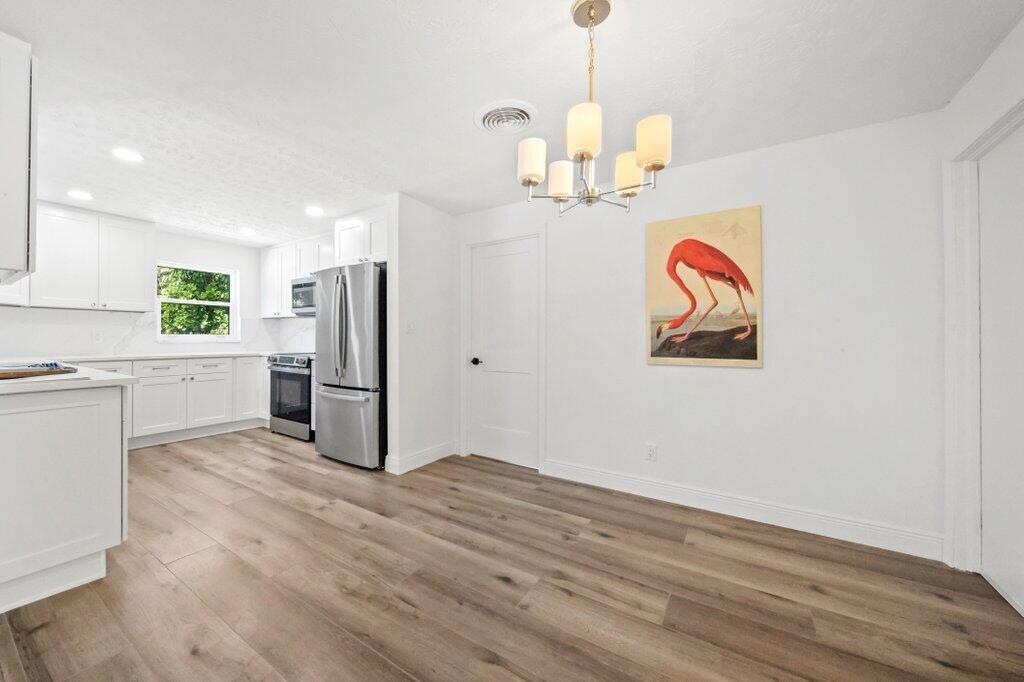 BEAU RIVAGE - Residential Lease