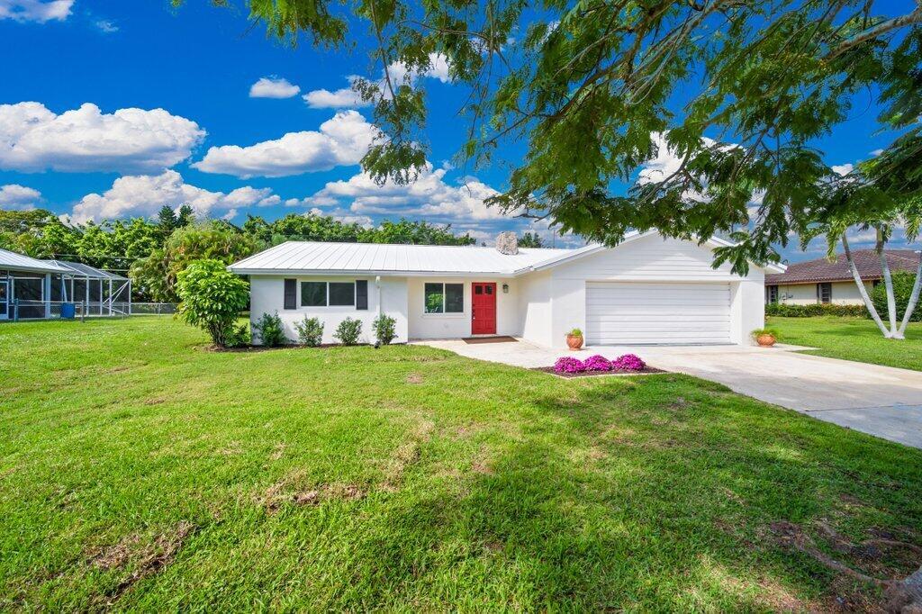 BEAU RIVAGE - Residential Lease