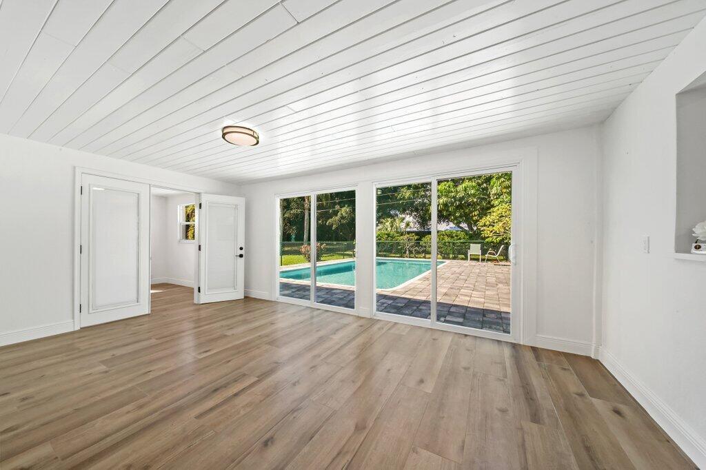 BEAU RIVAGE - Residential Lease