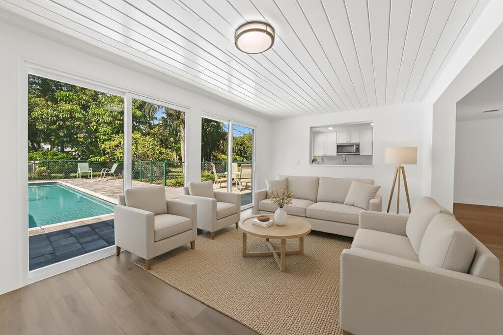 BEAU RIVAGE - Residential Lease