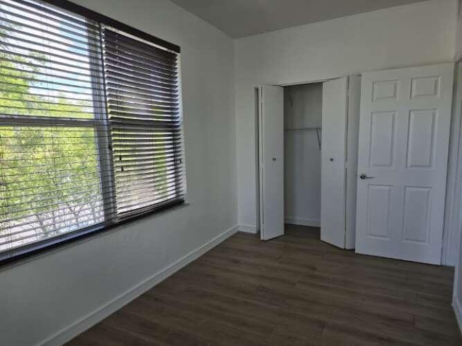 1000 SW 12th Court 3