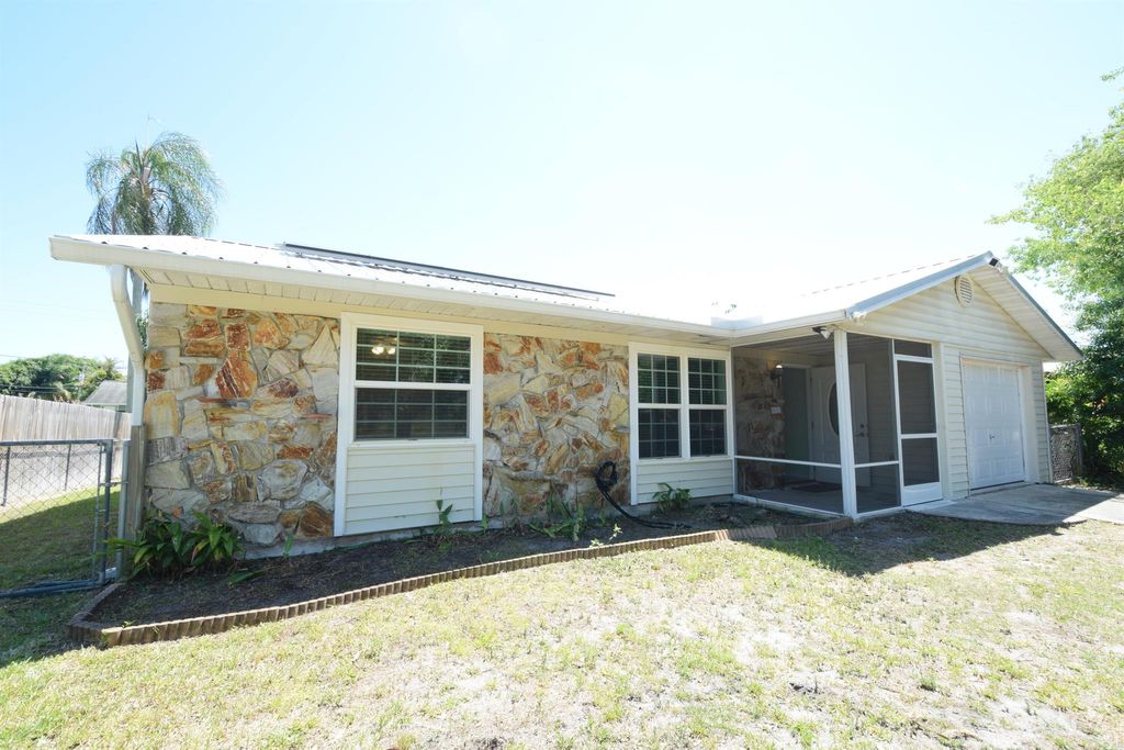 Photo of 3018 SE Salerno Road, Stuart, FL 34997 (MLS # R10970758)