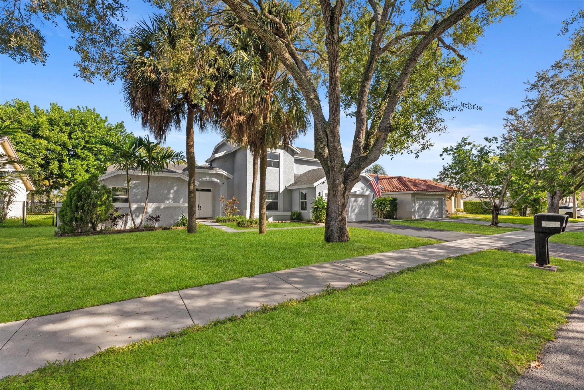 WINSTON PARK - Residential