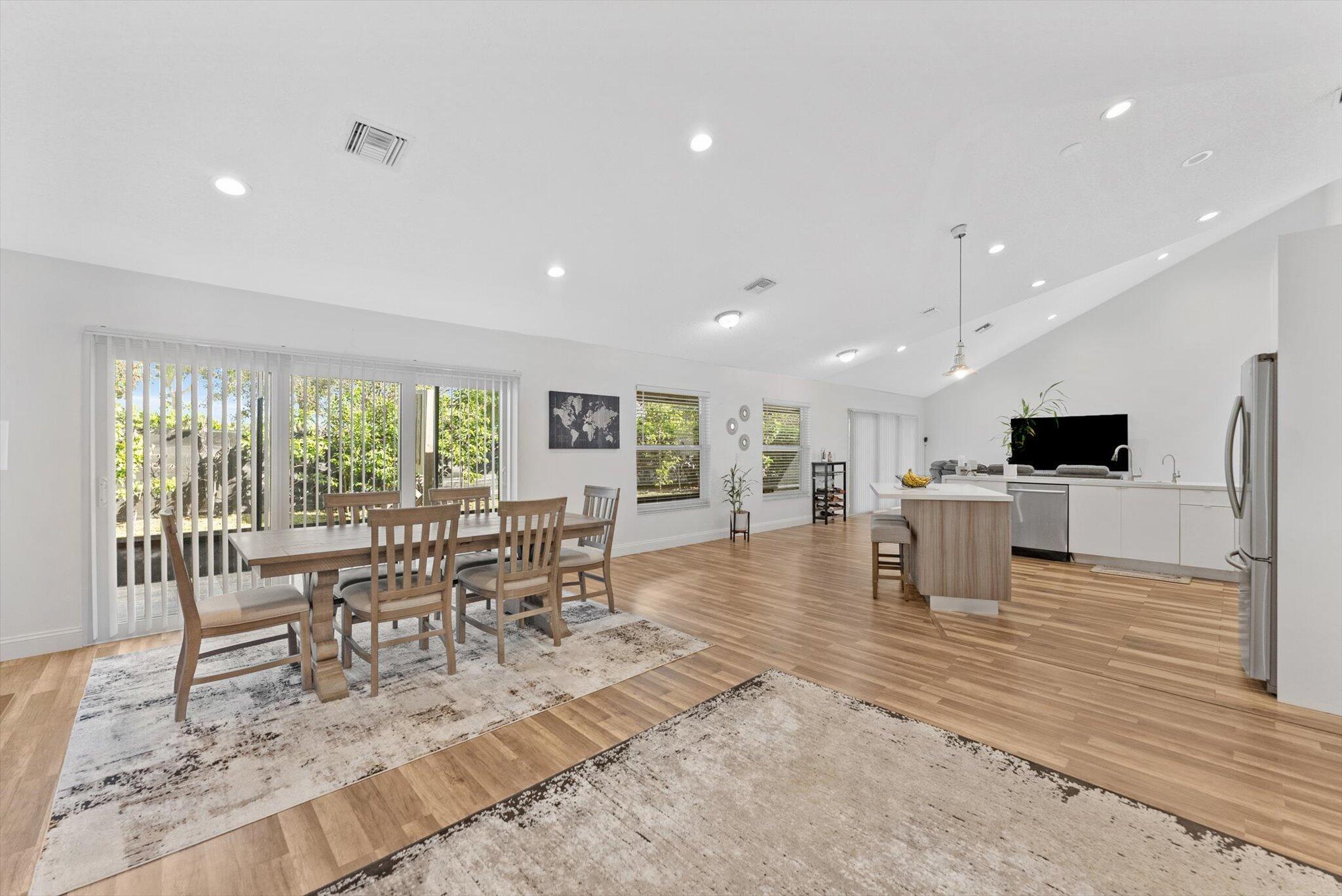WINSTON PARK - Residential