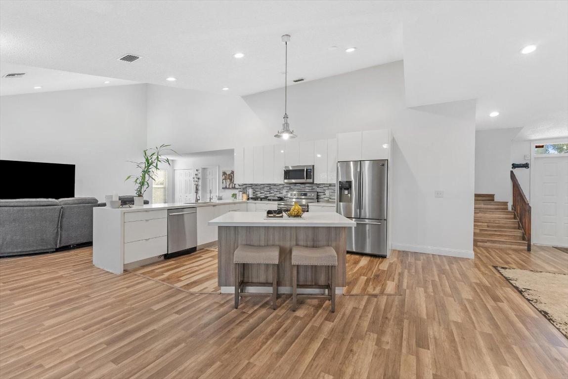 WINSTON PARK - Residential