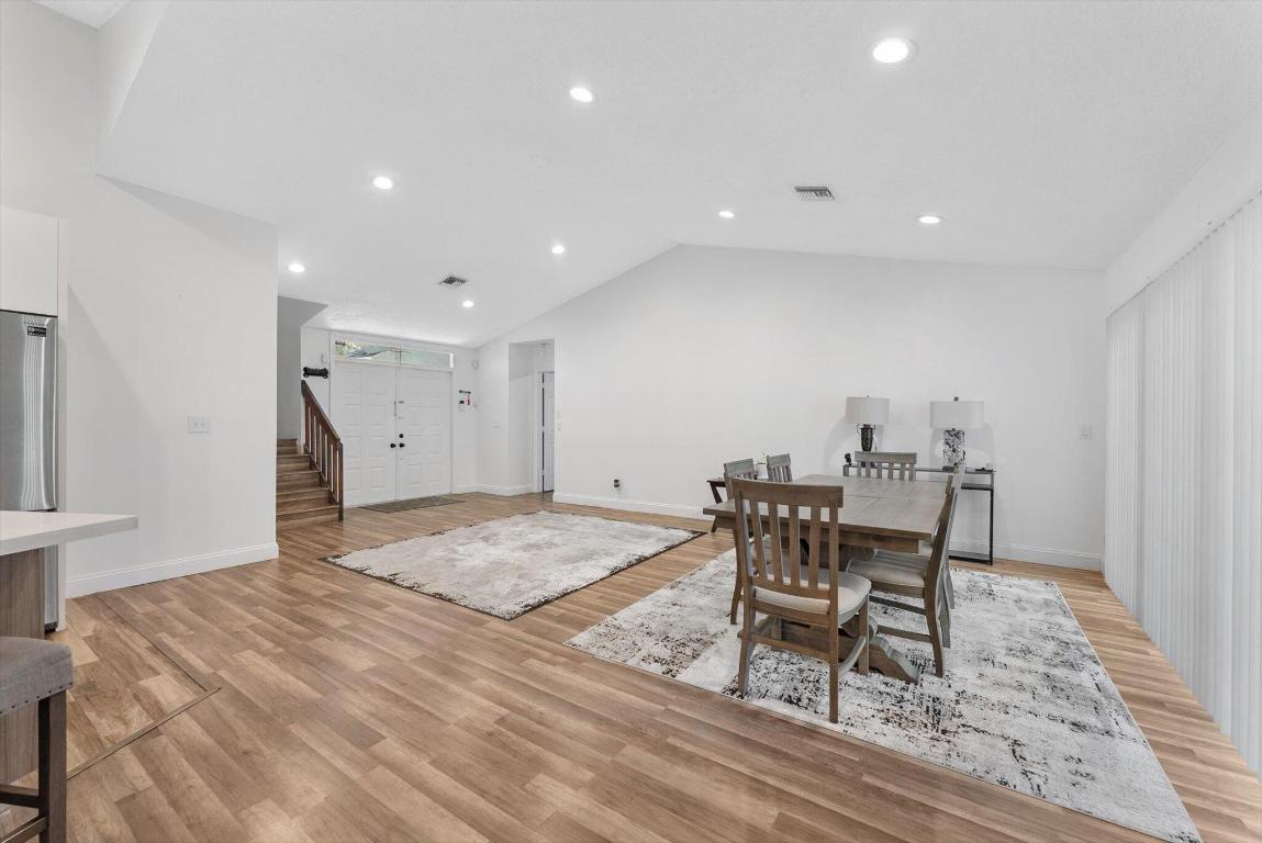 WINSTON PARK - Residential