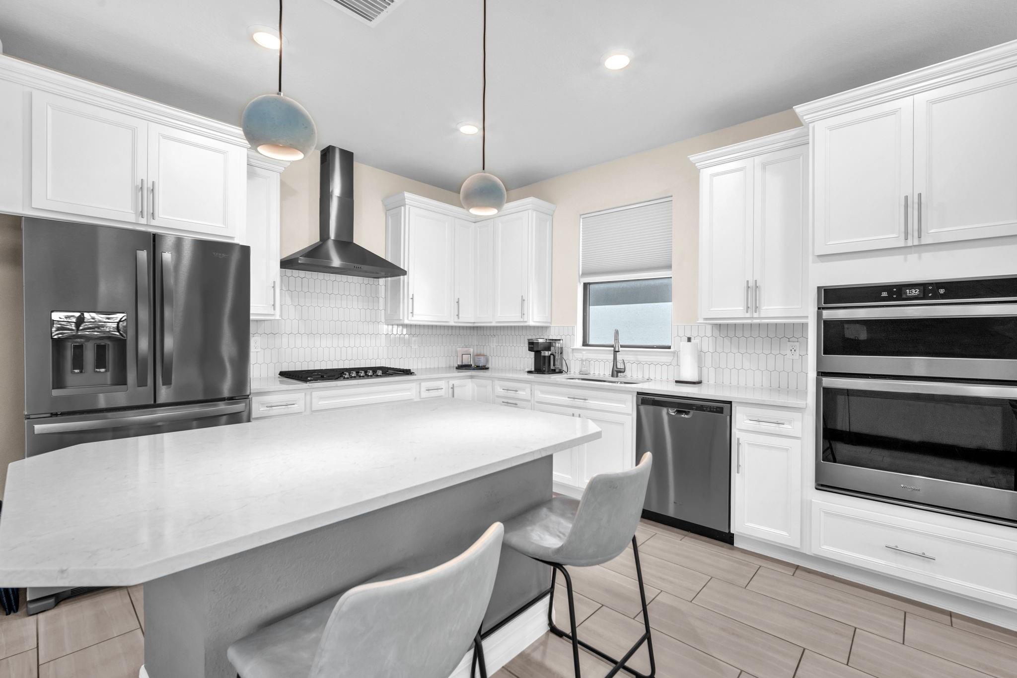 4546 Pinehurst Trl W