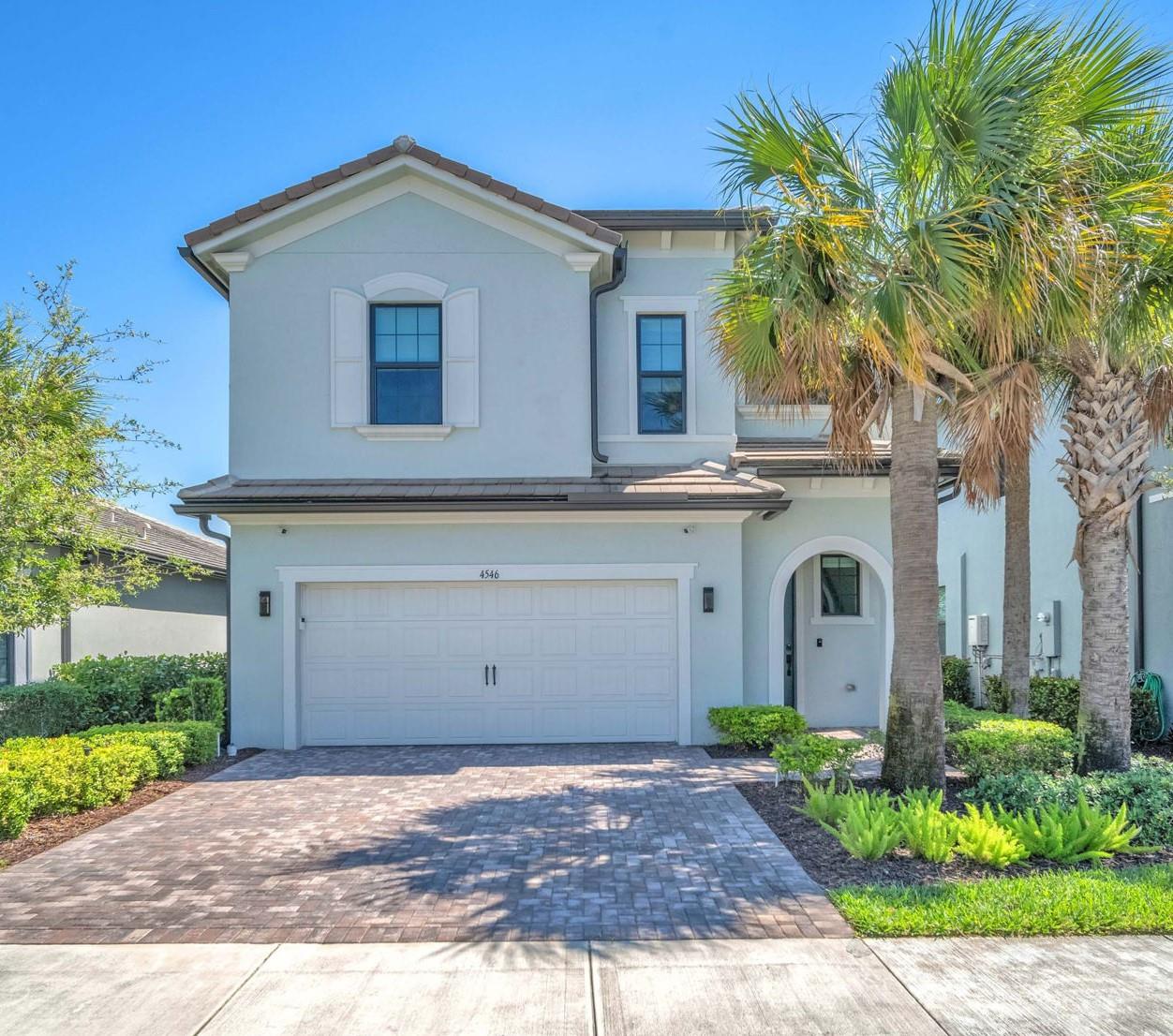 4546 Pinehurst Trl W