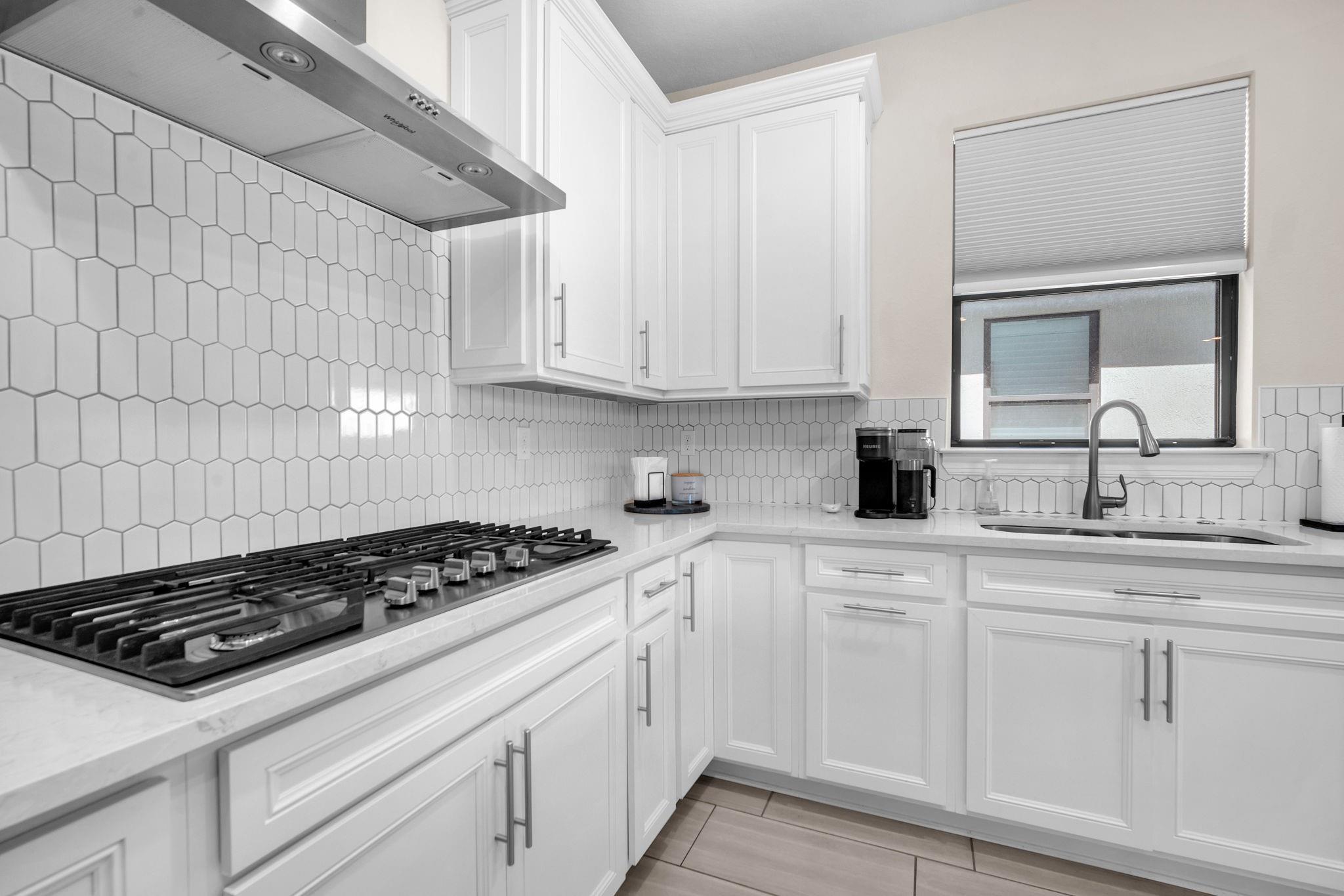 4546 Pinehurst Trl W