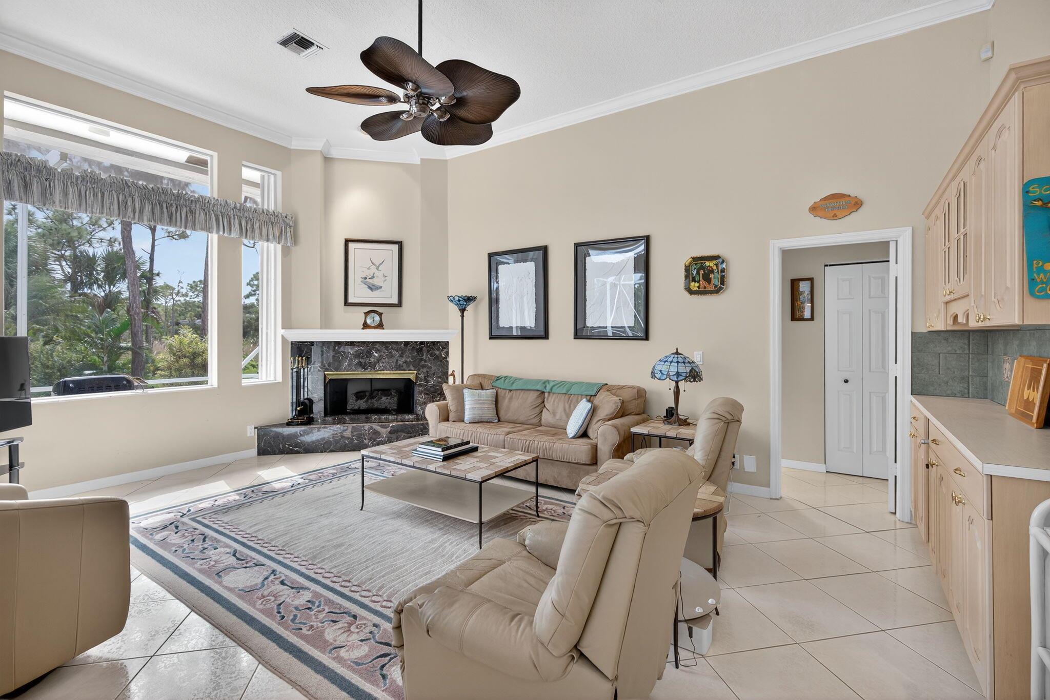 LOST LAKE AT HOBE SOUND - Residential