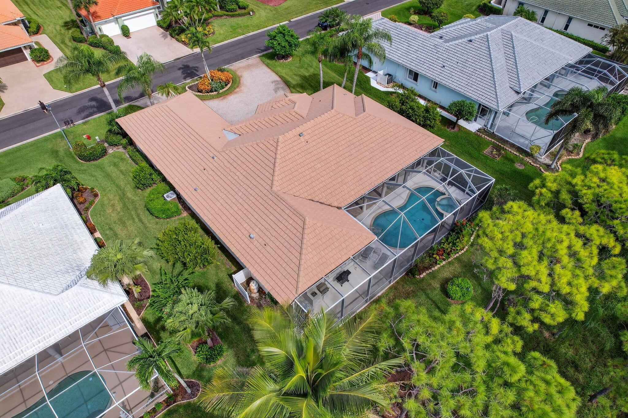 LOST LAKE AT HOBE SOUND - Residential