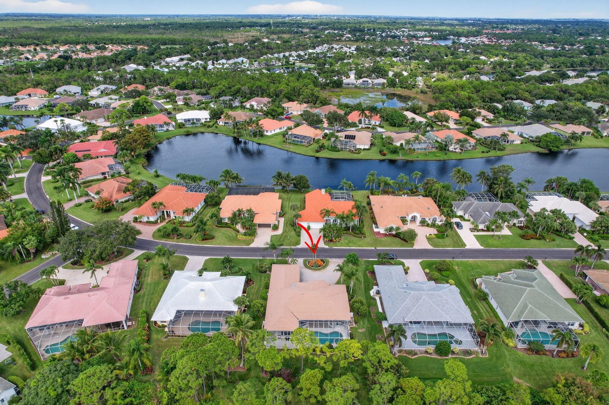 LOST LAKE AT HOBE SOUND - Residential