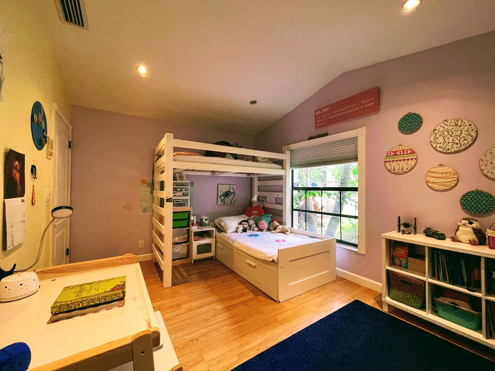 JACARANDA LAKES SEC 12 - Residential Lease